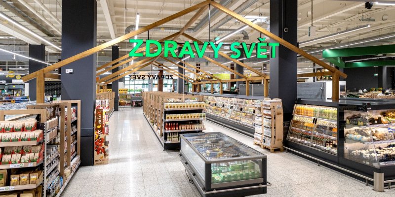 Globus se mění, v prodejnách se budou zákazníci pohybovat mezi světy. Penny vsází na farmářský styl Globus se mění, v prodejnách se budou zákazníci pohybovat mezi světy. Penny vsází na farmářský styl