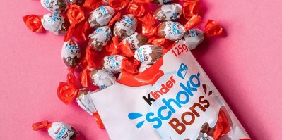 Detail na sáček s čokoládovými bonbony Kinder